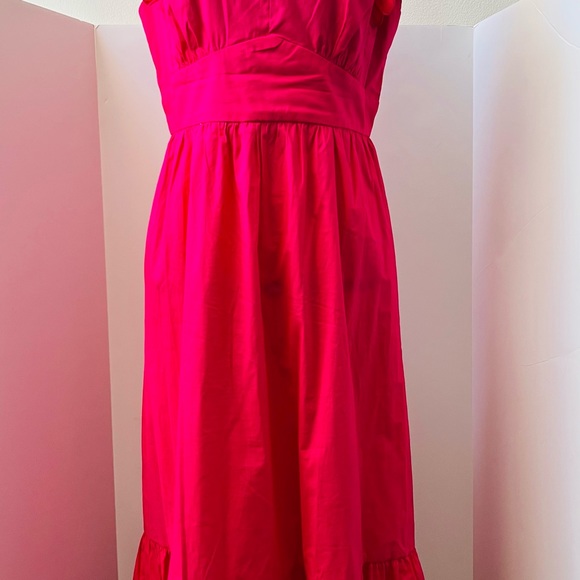 Pretty Maggy London V-Neck Sleeveless Solid Maxi Dress in Fuschia Medium - Picture 8 of 13